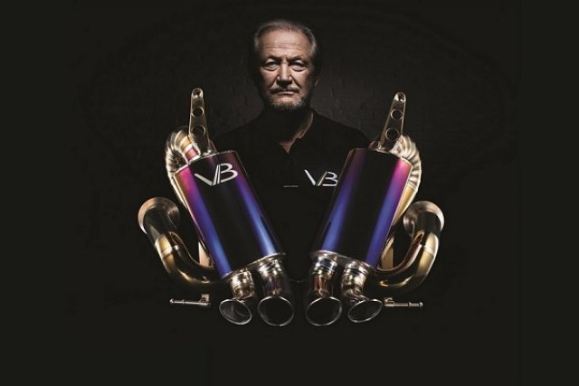 Най-известният пилот на Lamborghini създаде своя марка