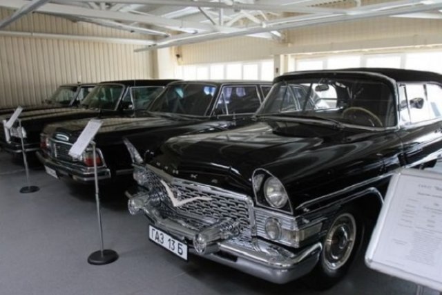 Автопаркът на бившия президент на Украйна