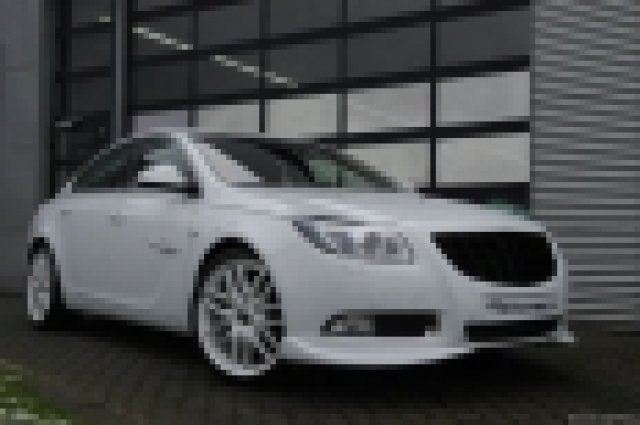 Steinmetz се зае с Opel Insignia