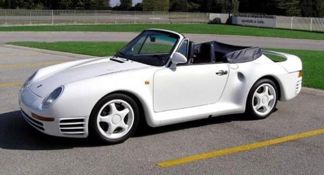 Продават уникално Porsche 959 Cabrio