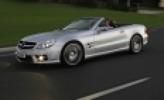 Наред са SL63 и SL65 AMG