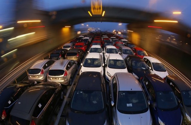 Продажбите в САЩ губят инерция през август