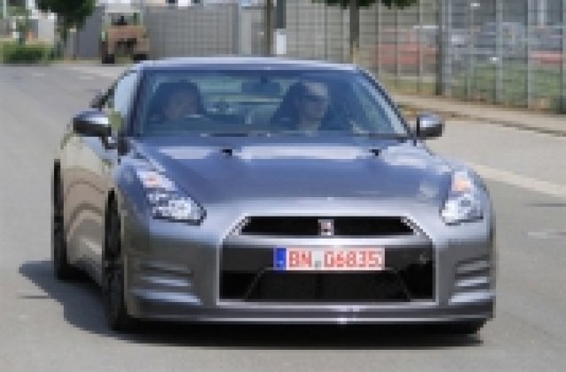 Нова версия на Nissan GT-R, наречена Spec-M
