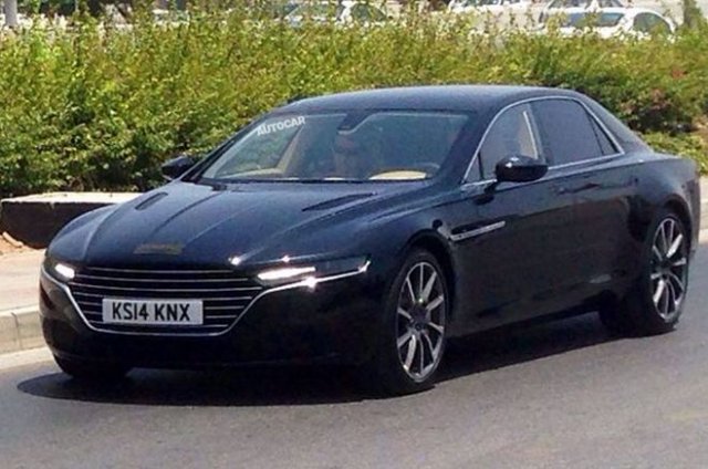 Новият седан на Aston Martin свали камуфлажа