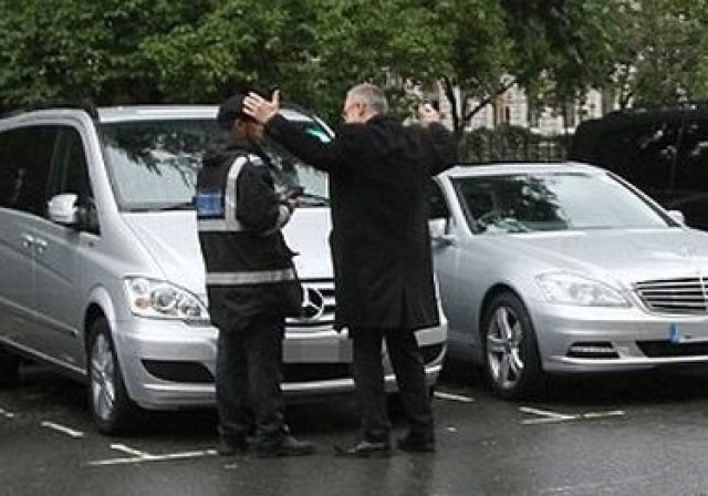 Хилари Клинтън отнесе глоба за неправилно паркиране