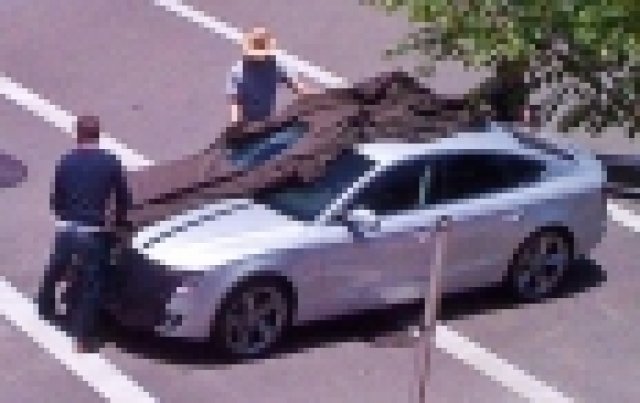 Хванаха Audi A5 Sportback в съблекалнята