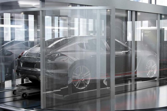 Porsche най-после показа Panamera Junior