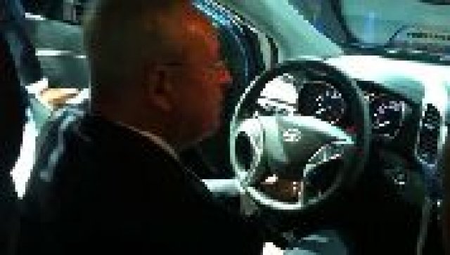 Видео - Шефът на VW инспектира Hyundai i30