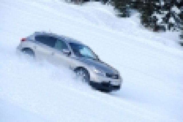 Димитър Илиев яхна Infiniti за ски надпревара