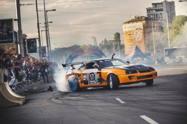 Българин заминава за световен дрифт финал в Дубай