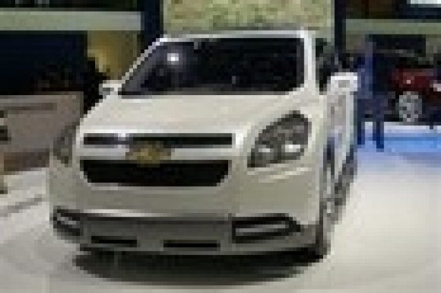 Chevrolet подготвя Orlando за серийно производство