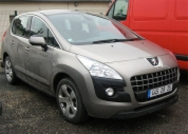 Ще има и Peugeot 3008 със седем места