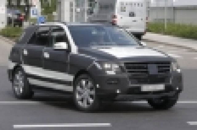 Mercedes обновява SUV модела си ML