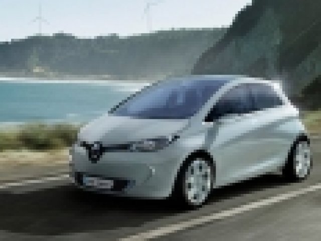 Renault показва в Париж електромобила ZOE.