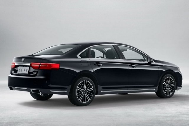 Aeolus A9 - французин с китайски дрехи