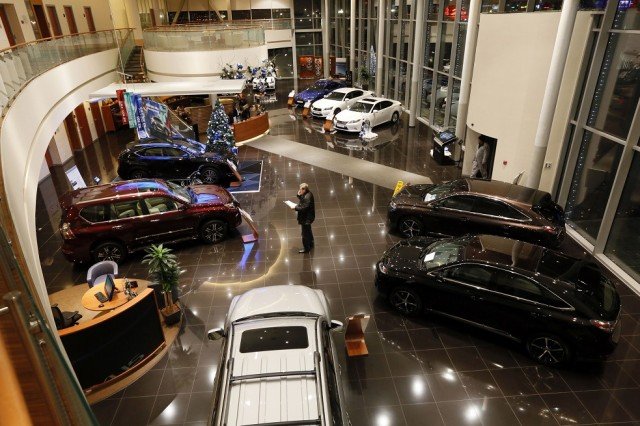 Най-очакваните коли през 2015 година