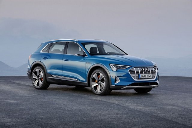 Audi получи 10 000 заявки за електрическия SUV