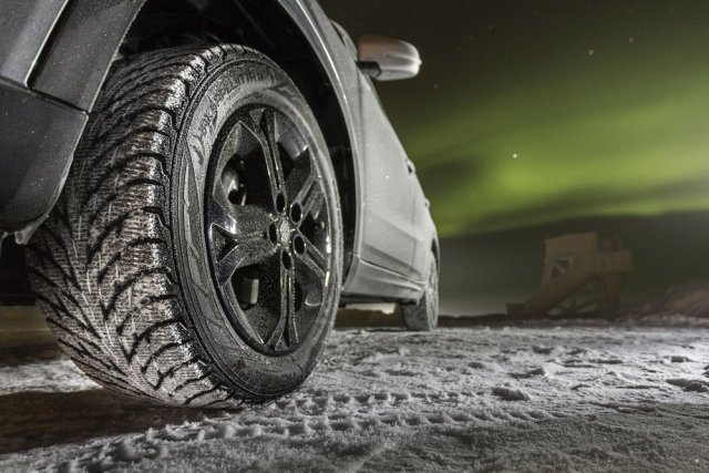 Зимната гума празнува 80 години