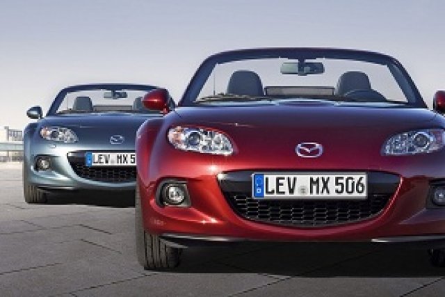 Mazda е готова с фейслифта на MX-5