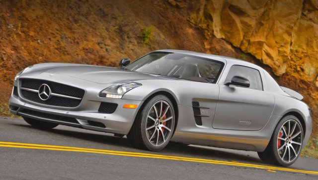 Mercedes-Benz потвърди спирането на SLS AMG