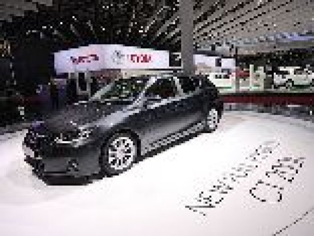 Toyota e лидер при хибридните автомобили