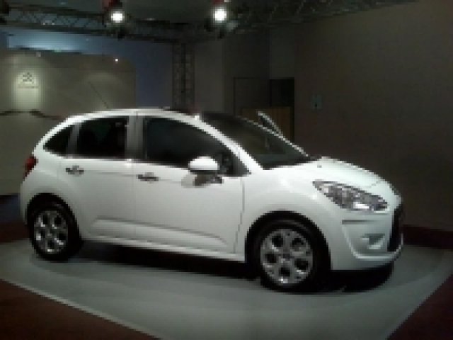 Ексклузивни снимки на бъдещия Citroen C3