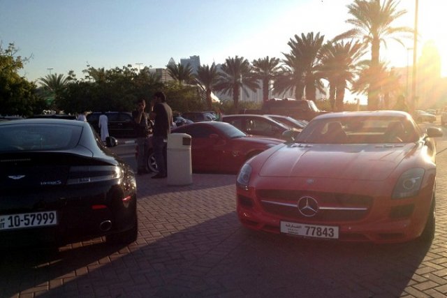 Какви коли карат студентите в Дубай