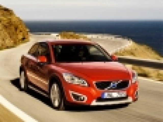 Volvo ще прави компактен кросоувър