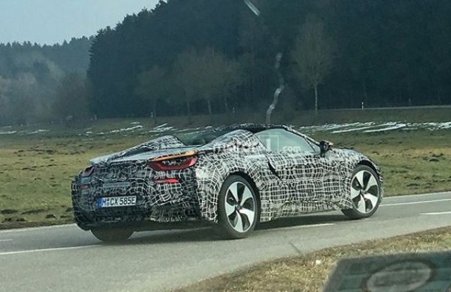 BMW тества i8 без покрив
