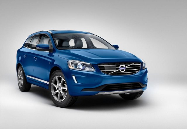 Volvo XC60 Ocean Race дебютира в Маями