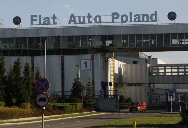 Fiat инвестира 773 млн. долара в Полша