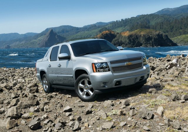 GM спира производството на Chevrolet Avalanche