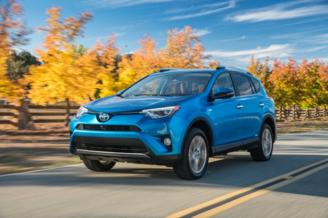 Toyota изтегля още 2.9 милиона автомобила заради опасен еърбег