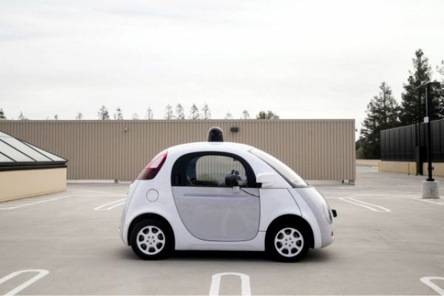 Apple изпревари Tesla по безпилотни автомобили