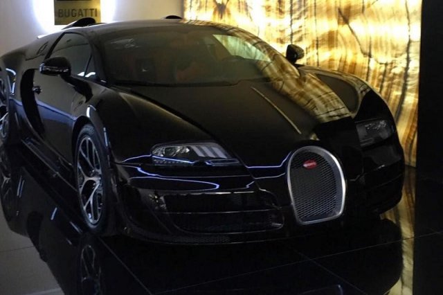 Роналдо си подари Bugatti Veyron