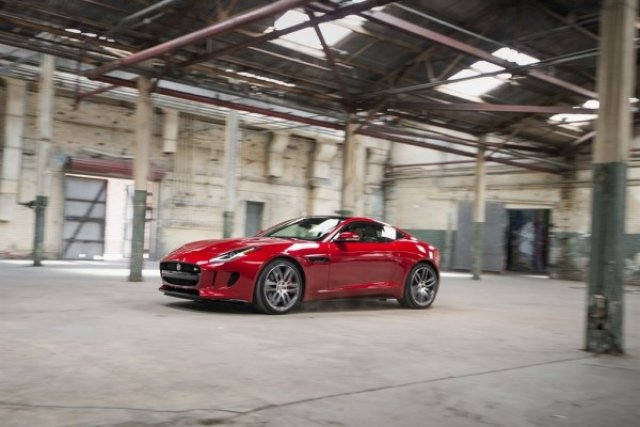 2-литров дизел за Jaguar F-Type