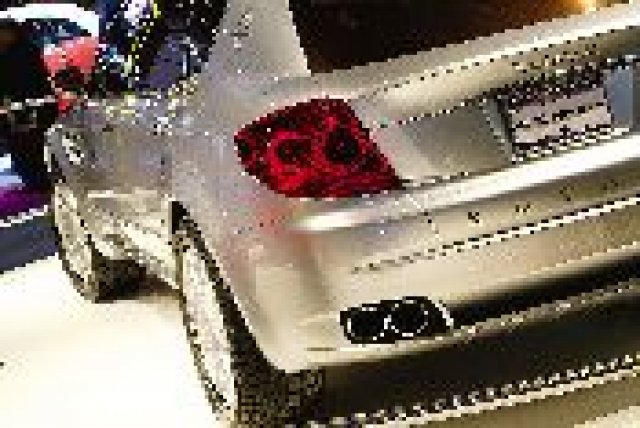 Официално - Maserati SUV