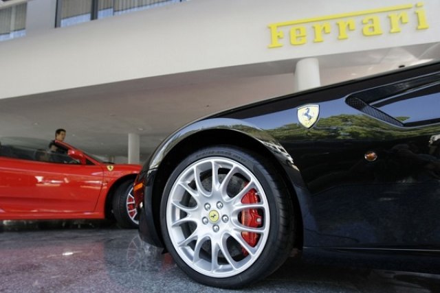 Ferrari увеличава производството