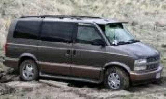 Жена оцелява 7 седмици в заседнал ван