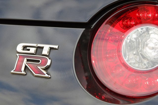 Nissan няма да участва в новия GT-R