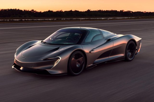 McLaren Speedtail разви 400 км/ч