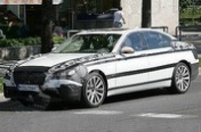 Новата удължена Седмица на BMW хваната за първи път при тестове