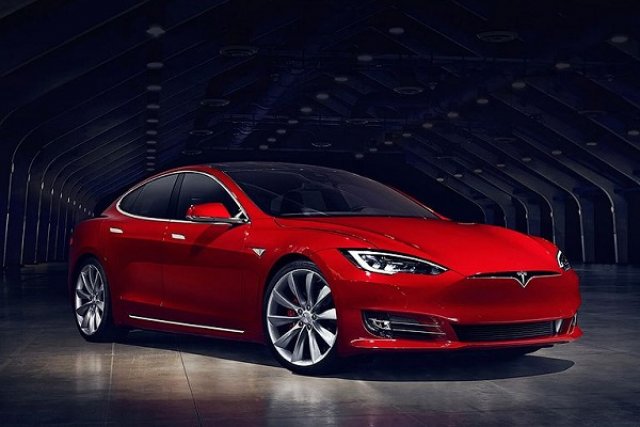 Tesla обнови Model S