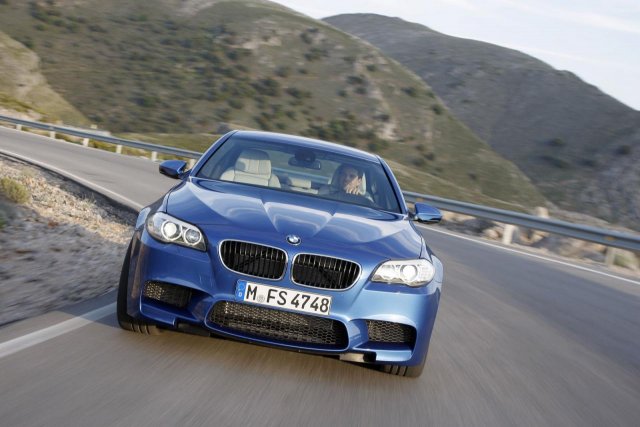 BMW M GmbH представя M5 дизел