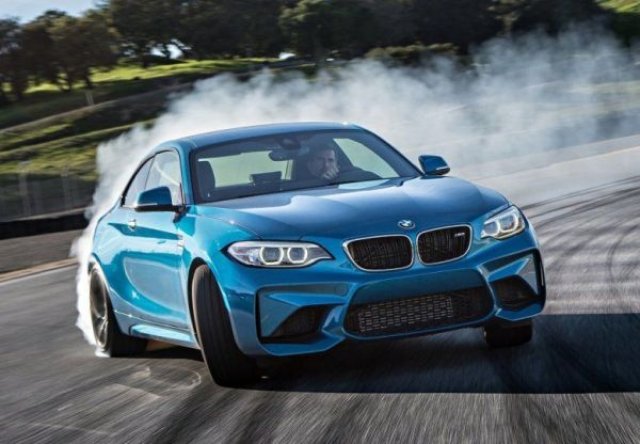 Забраниха на новите BMW да посещават писти в САЩ