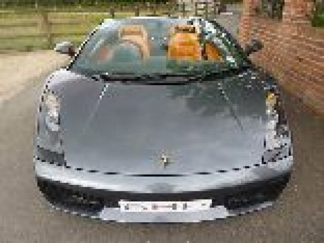 Продават Lambo-то на Джеръми Кларксън