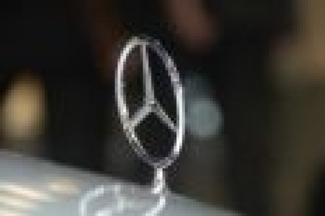 Mercedes иска да строи завод в Източна Европа