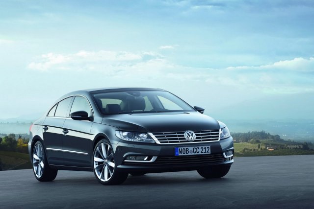 Това е Volkswagen Passat СС 2012