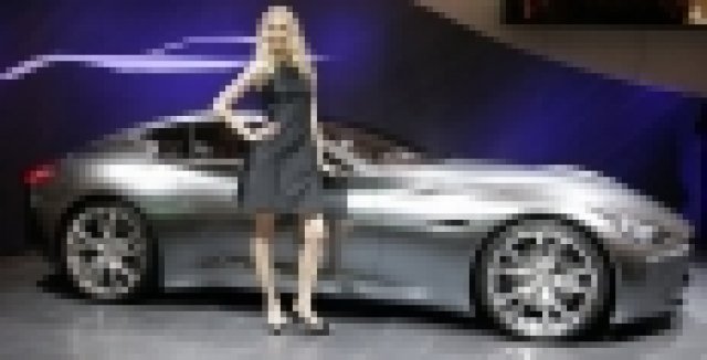 Infiniti Essence в чест на 20 годишнината на фирмата