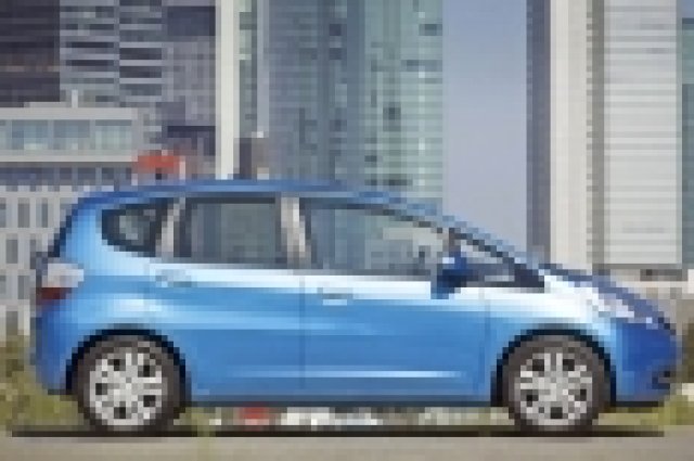 Honda ще прави нов градски автомобил на базата на Jazz